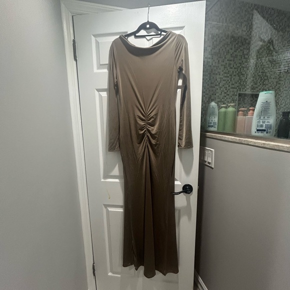 NWT Meshki Millicent Coco Maxi Dress - Picture 5 of 13
